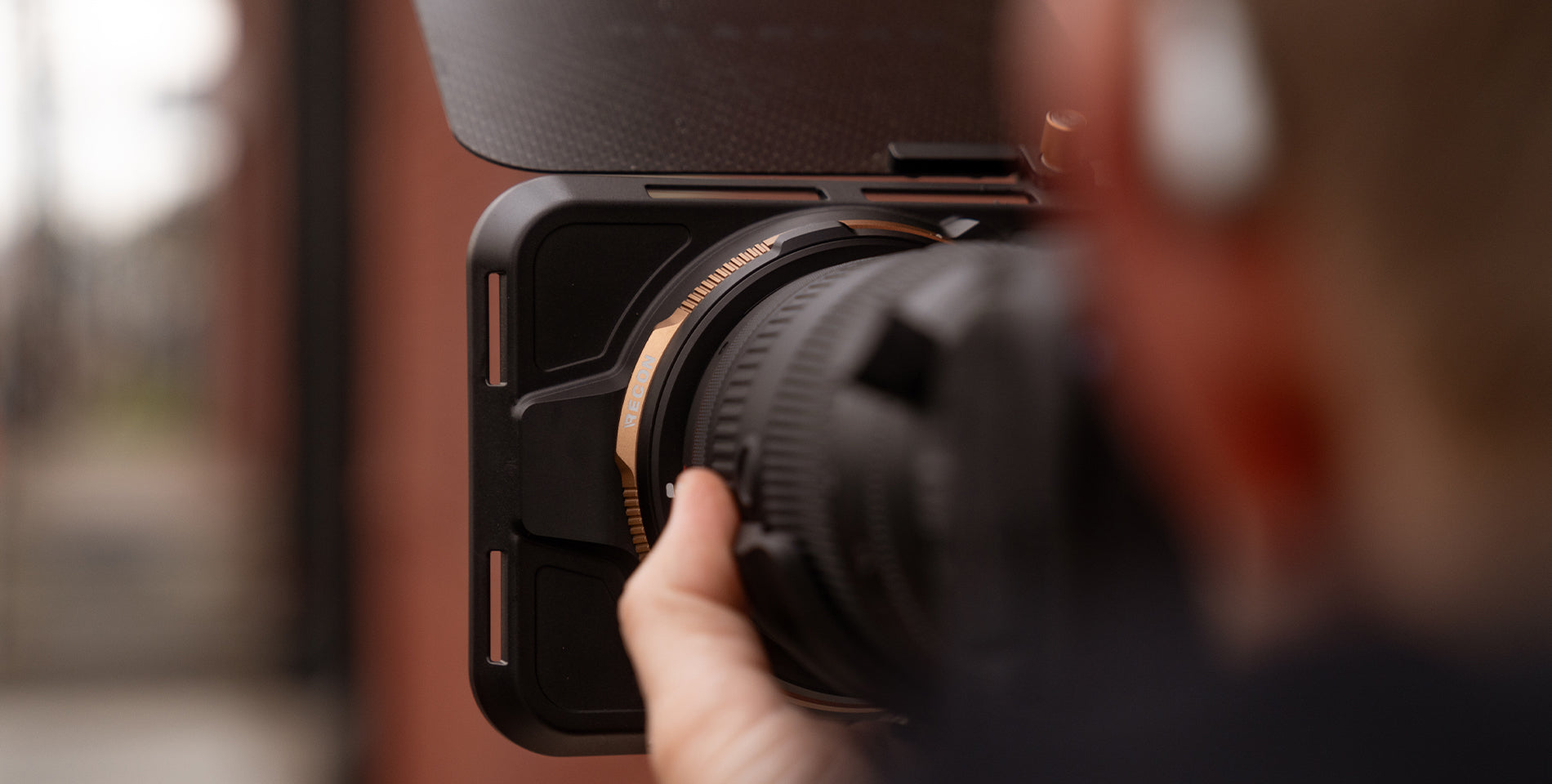 Durable VND/PL Matte Box with easy installation for DSLR