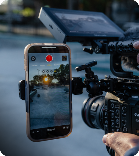 LightLeak Lens - Adjustable Light Leaks with a Nostalgic LightLeak Lens - Adjustable Light Leaks with a Nostalgic